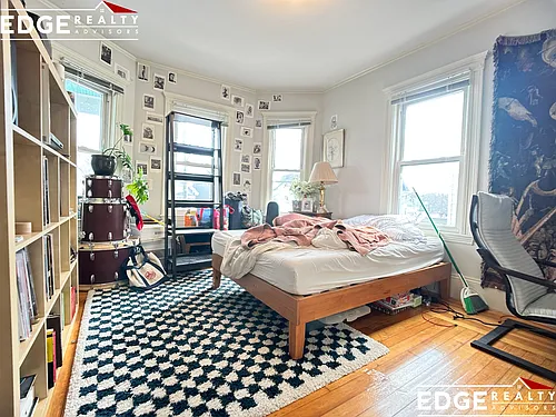 550 Washington St #2 Photo 1