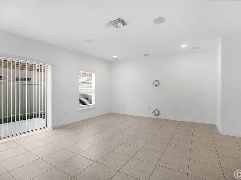 4713 Trout Lily St — Photo 10
