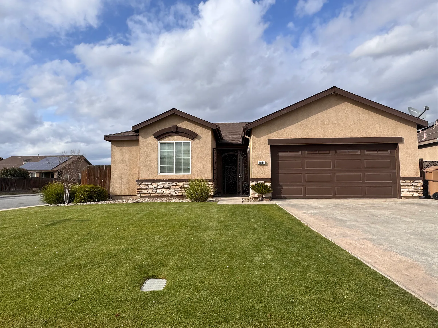 9014 Autumn Sunset Dr photo 1