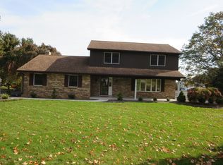 1407 Knob Hill Dr, Lititz, PA 17543