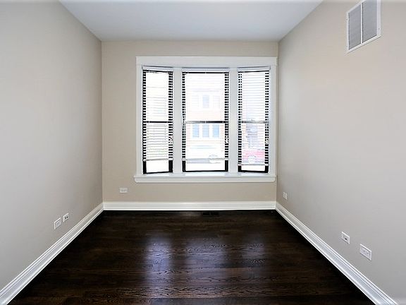 5th image of 2758 N Richmond St W #2943-2E