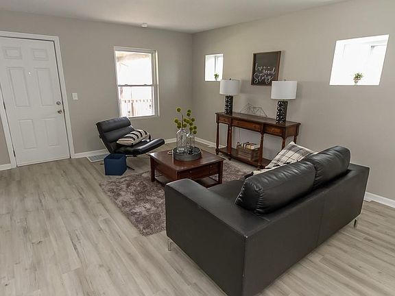 4th image of 5646 Villa Ave