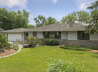 5021 W 60th St, Minneapolis, MN 55436