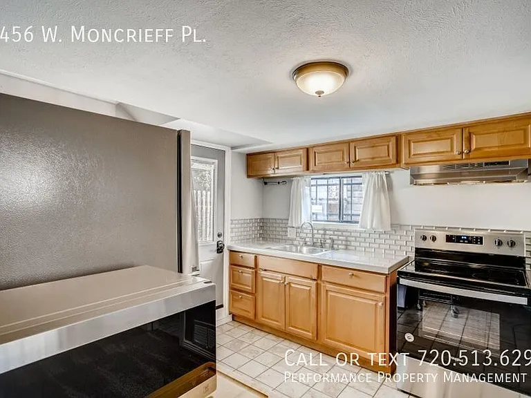 3456 W Moncrieff Pl — Photo 11