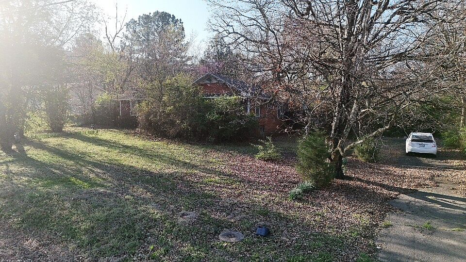 1st image of 1845 W Wedington Dr