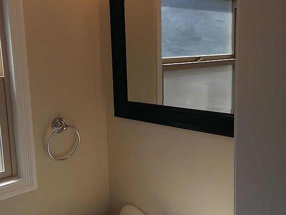 5th image of 316 Sierra Vista Pl