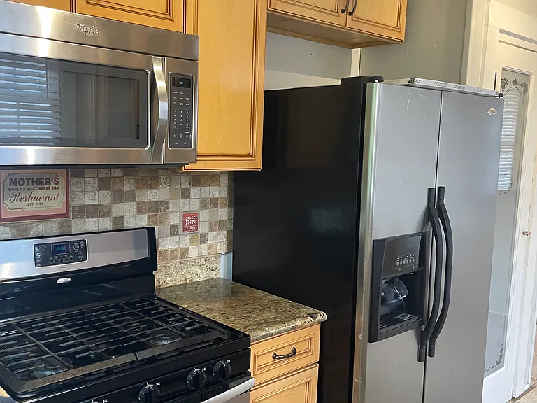 2401 Nashville Ave — Photo 9