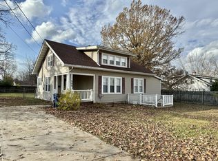 408 Cox Dr, Cuba, MO 65453