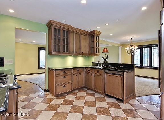 3rd image of 1408 Wedgewood Ave