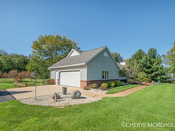 5th image of 9525 Meadow Valley SE
