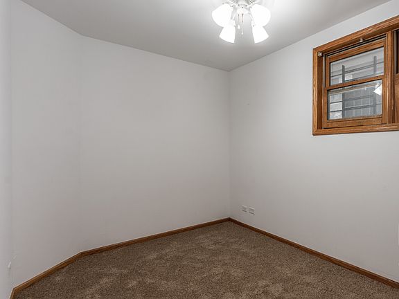 4th image of 2901 N Hoyne Ave #Gdn