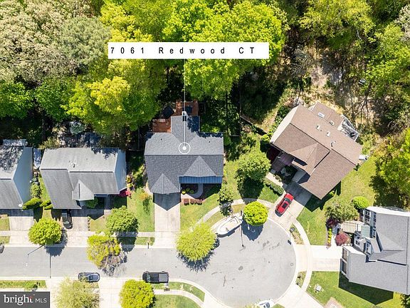 3rd image of 7061 Redwood Ct