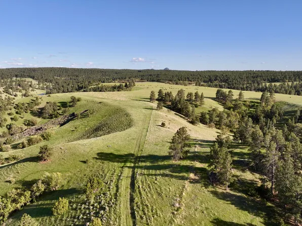 100 Mule Creek Rd, Hulett, WY 82720