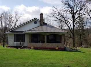 1894 Moravia Rd, Enon Valley, PA 16120