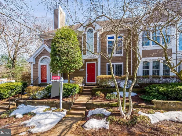 1427 Church Hill Pl, Reston, VA 20194