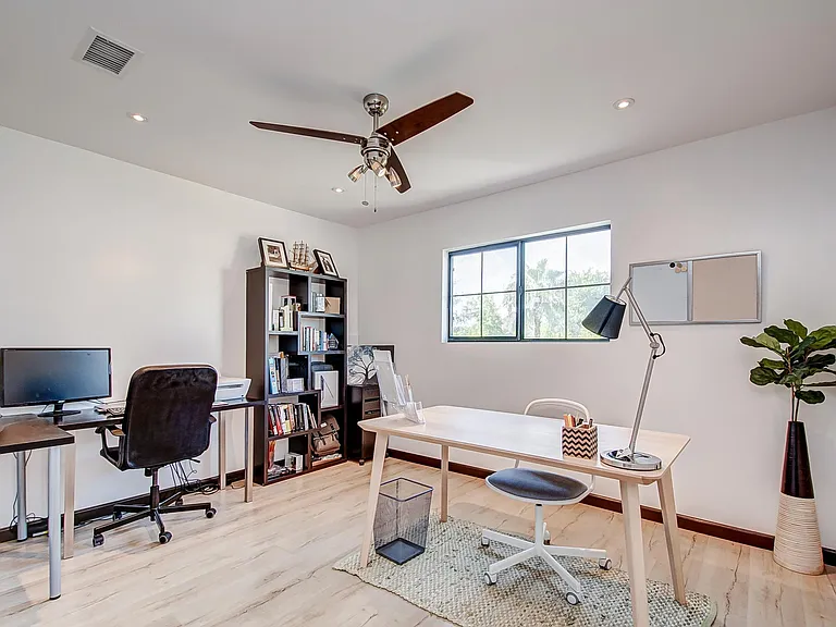 3543 Ashfield Dr — Photo 45