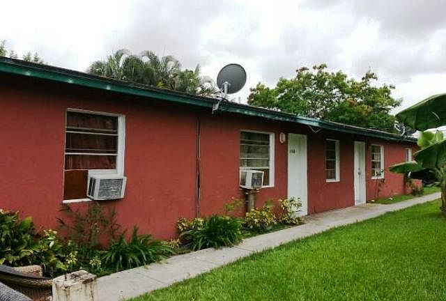 1st image of 2167 Laura Ln #A
