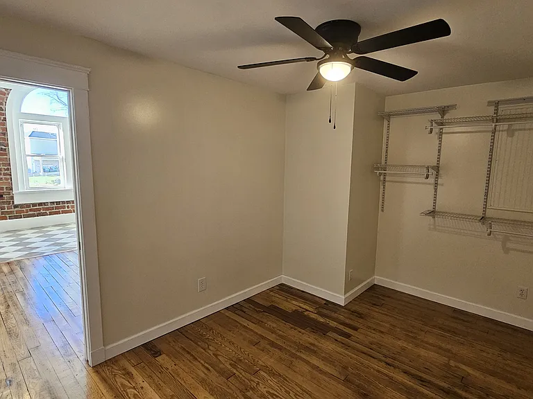 33 N Main St #4 — Photo 8