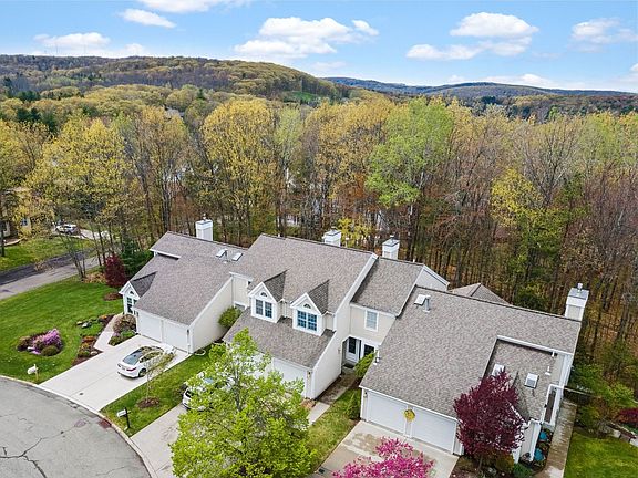 2nd image of 5 Weslar Ct