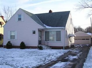 1015 Meadowlawn Blvd, Parma, OH 44134