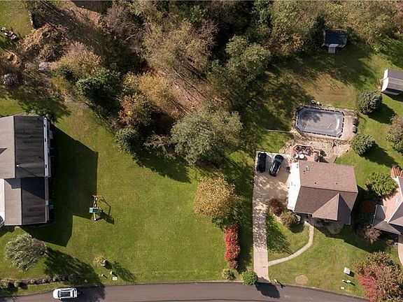 4th image of 3015 Thomas Jefferson Dr