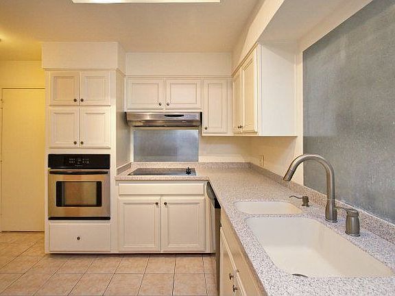 5th image of 520 Thelma Dr