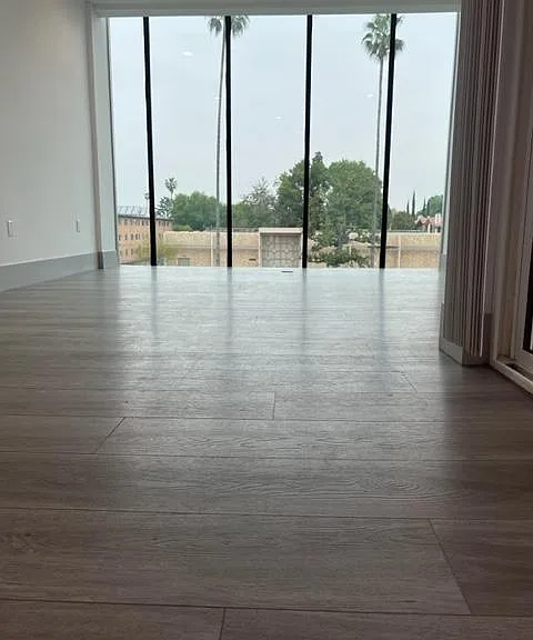 14954 Sherman Way #209 — Photo 6
