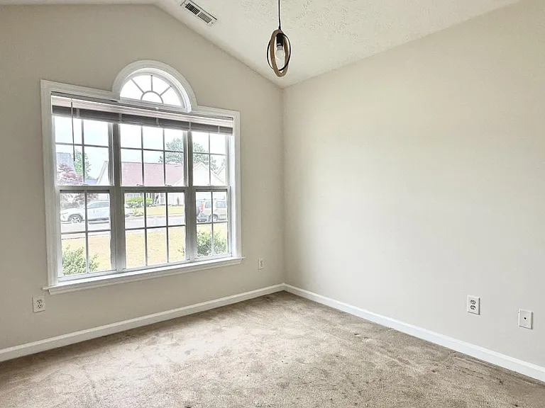 2517 Forest Lodge Dr — Photo 15