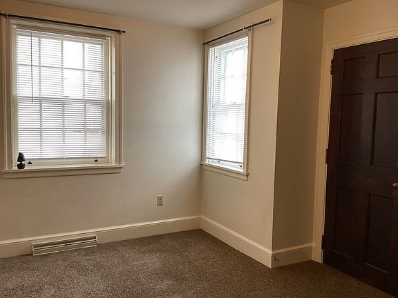 5th image of 60 W King St APT A