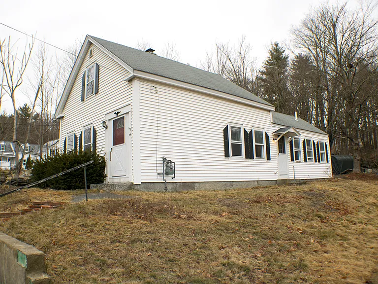 250 Ashburnham St — Photo 2
