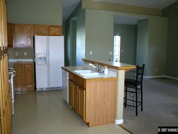 2nd image of 7898 Jacinto Ave