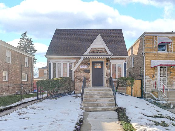 2nd image of 8352 S Saint Lawrence Ave