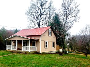 164 Copperhead Dr, Monterey, TN 38574