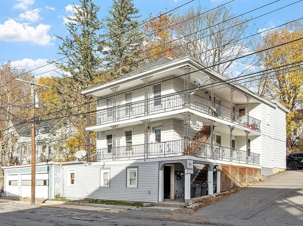 24 Greenwood St, Gardner, MA 01440