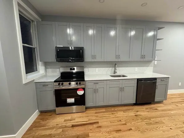 1668 George St #1L, Ridgewood, NY 11385