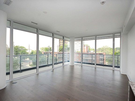 2nd image of 21 Park St E #609