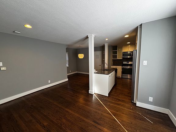 5th image of 4904 Kelton Dr