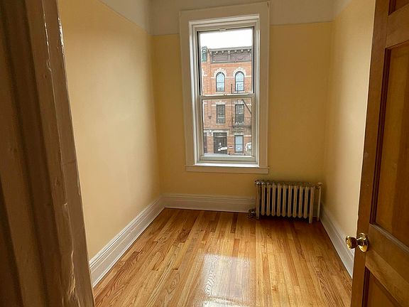4th image of 331 61st St Floor 2