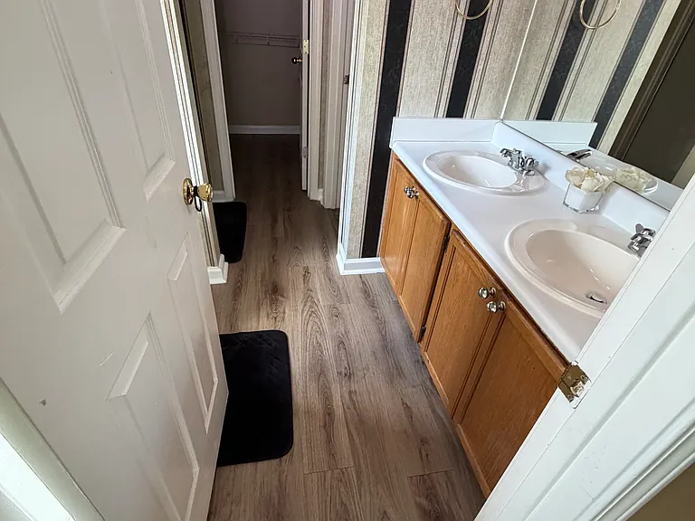 742 Bostonian Way — Photo 57