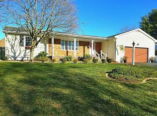 29 Conifer Dr, North Providence, RI 02904