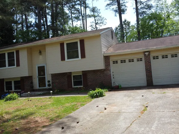 2599 Old South Ct, Jonesboro, GA 30236