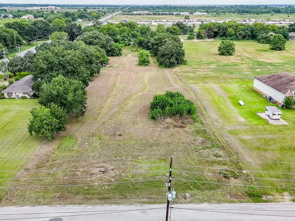 4218 1st St, Brookshire, TX 77423