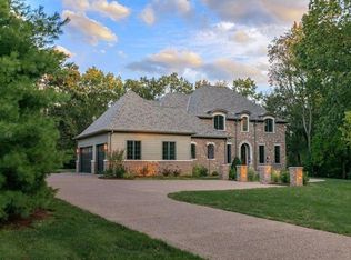 10 Sherwyn Ln, Saint Louis, MO 63141