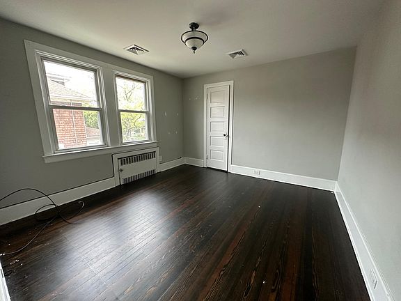 5th image of 22 Coddington Ave #2