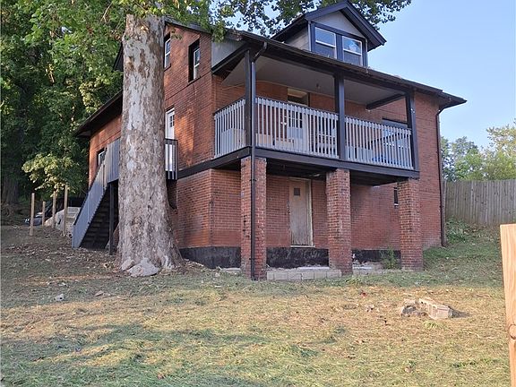 2nd image of 109 Phillips Pl