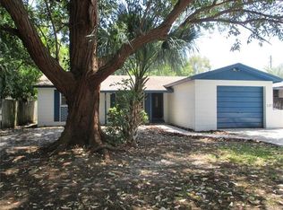 5322 12th Ave S, Gulfport, FL 33707