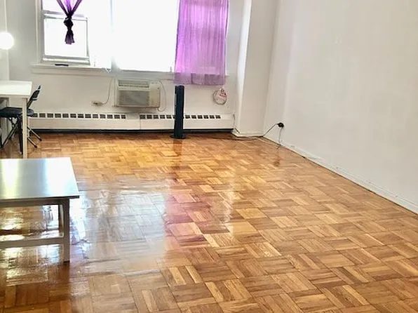 8912 170th St #6B, Jamaica, NY 11432