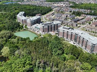 460 William Graham Dr #306, Aurora, ON L4G1X9