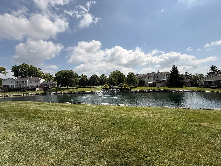 8078 Hetz Dr — Photo 26