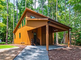 6406 Lakeway Dr, Raleigh, NC 27612